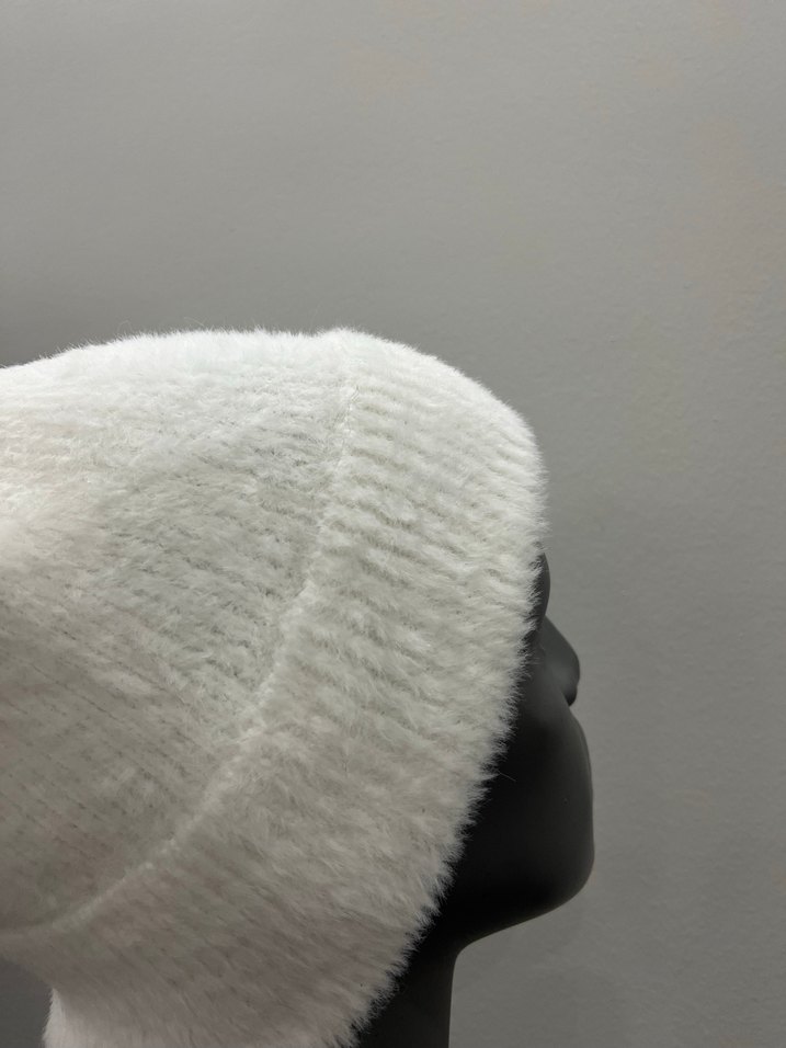 Beyaz Kadın akrilik saçaklı tüylü bere - Görsel 3