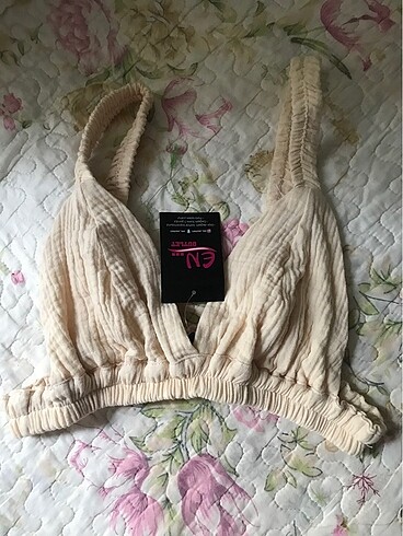 bralet crop