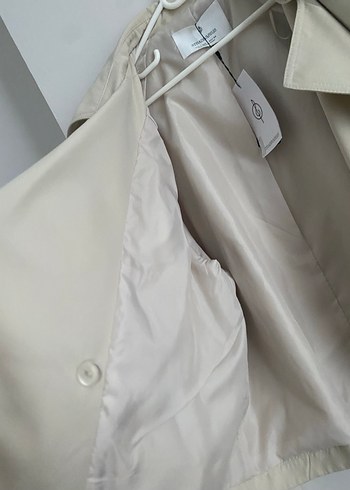 l Beden ten rengi Renk Stradivarius kadın kısa trençkot
