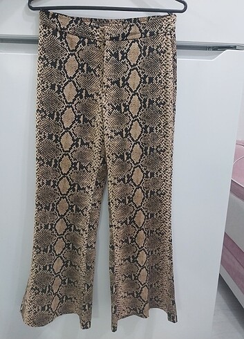 xs Beden Zara pantolon
