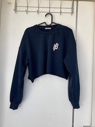 Crop Sweatshirt