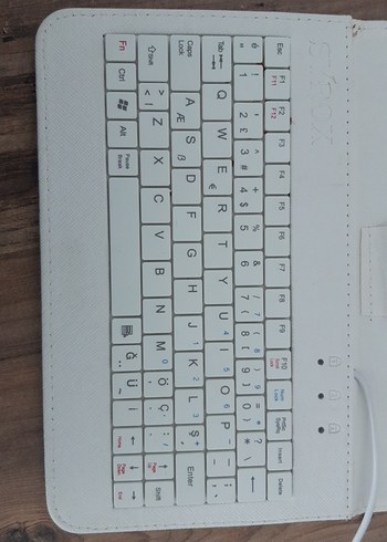 Beyaz Katlanabilir Klavye Kılıfı - Görsel 2