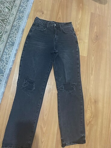 Yırtık jean