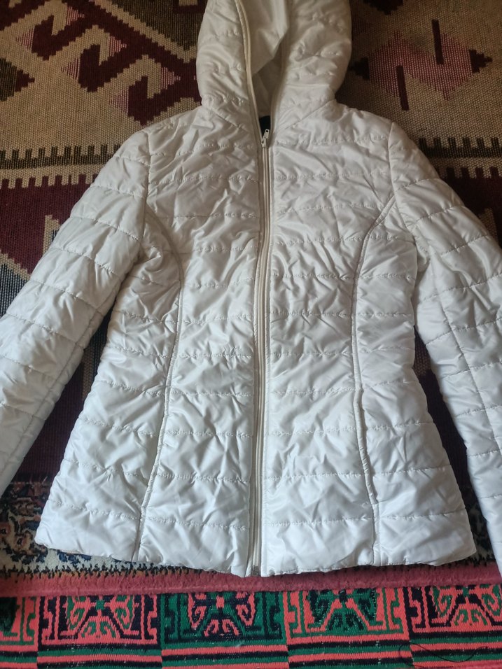 Beyaz Fermuarlı Kadın Mont - Görsel 2