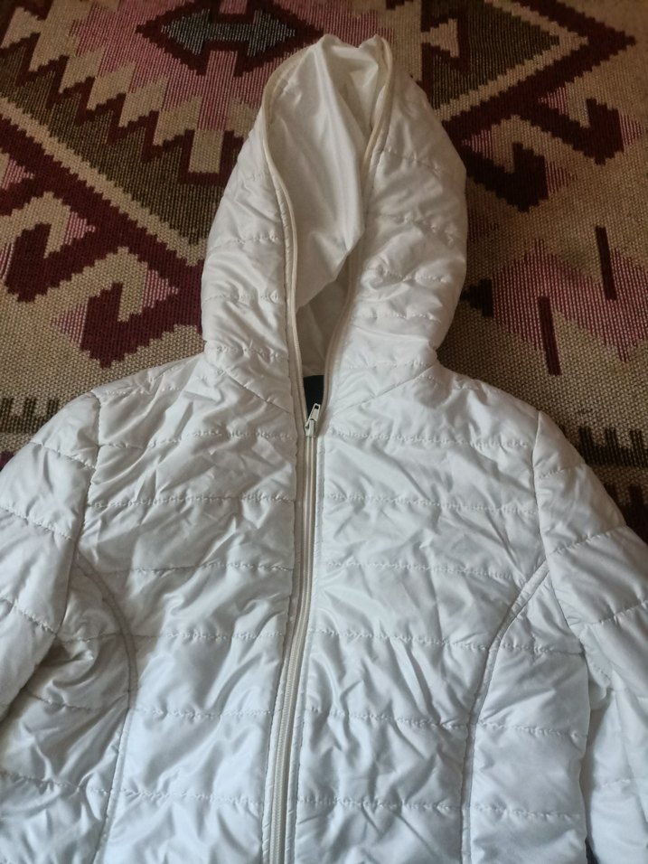 Beyaz Fermuarlı Kadın Mont - Görsel 4