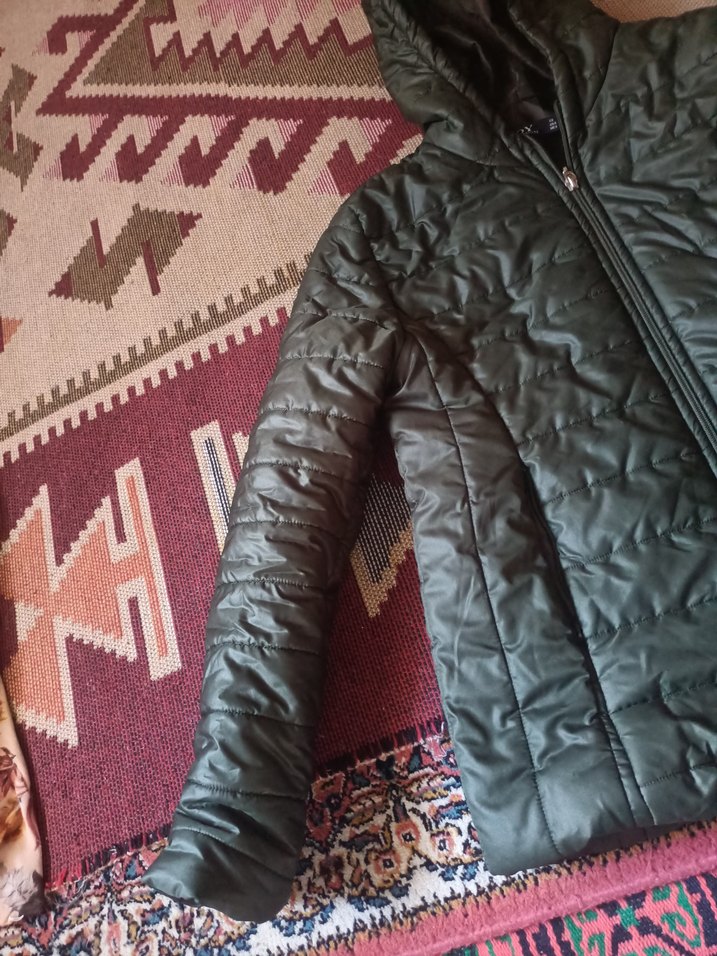 Kapüşonlu Koyu yeşil Kadın Kışlık Mont - Görsel 2