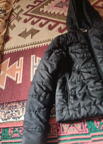 Kapüşonlu Siyah Kadın Kışlık Mont - Görsel 2