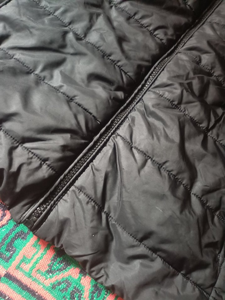 Kapüşonlu Siyah Kadın Kışlık Mont - Görsel 3