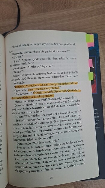 Beden Renk Emine Tavuz Yere Yakın Yıldızlara Uzak