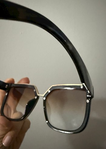 Şeffaf kahverengi minimalist kadın gözlüğü - Görsel 4