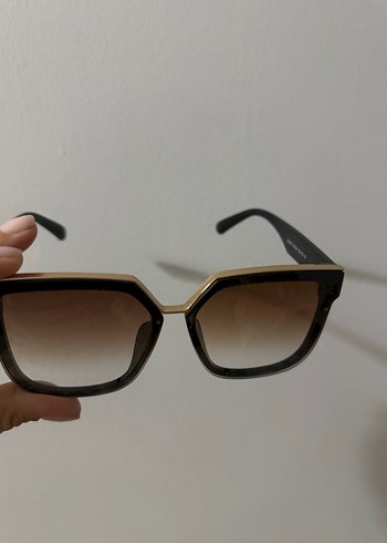 Şeffaf kahverengi minimalist kadın gözlüğü - Görsel 3