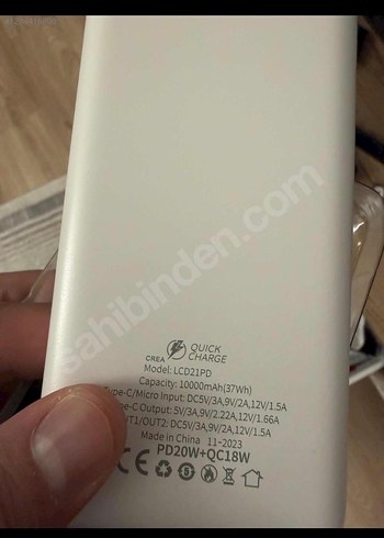 10000mAh Beyaz Type-C Powerbank LCD21PD - Görsel 3