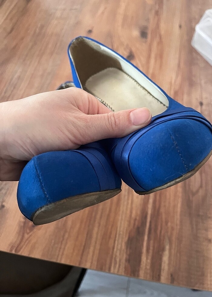 Saks mavisi topuklu ayakkabı - Görsel 4