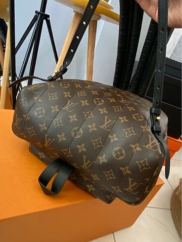  Beden Louis Vuitton Backpack