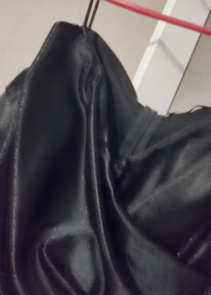 Siyah yırtmaçlı abiye  - Görsel 2