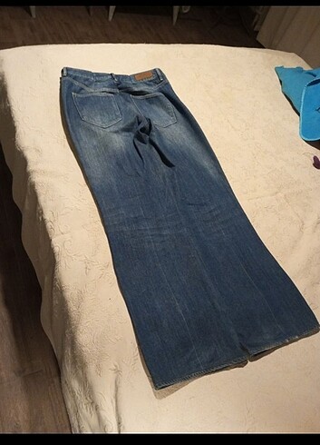 l Beden FLARE Jean H&M 