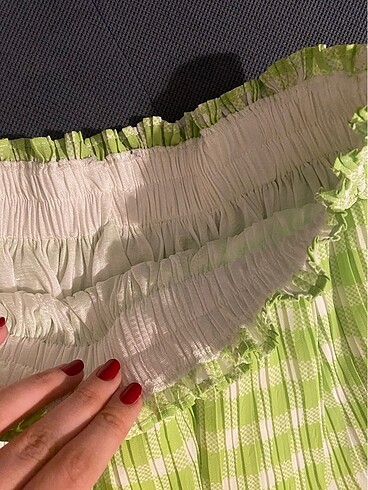36 Beden Twist Yeşil Pötikareli Etek