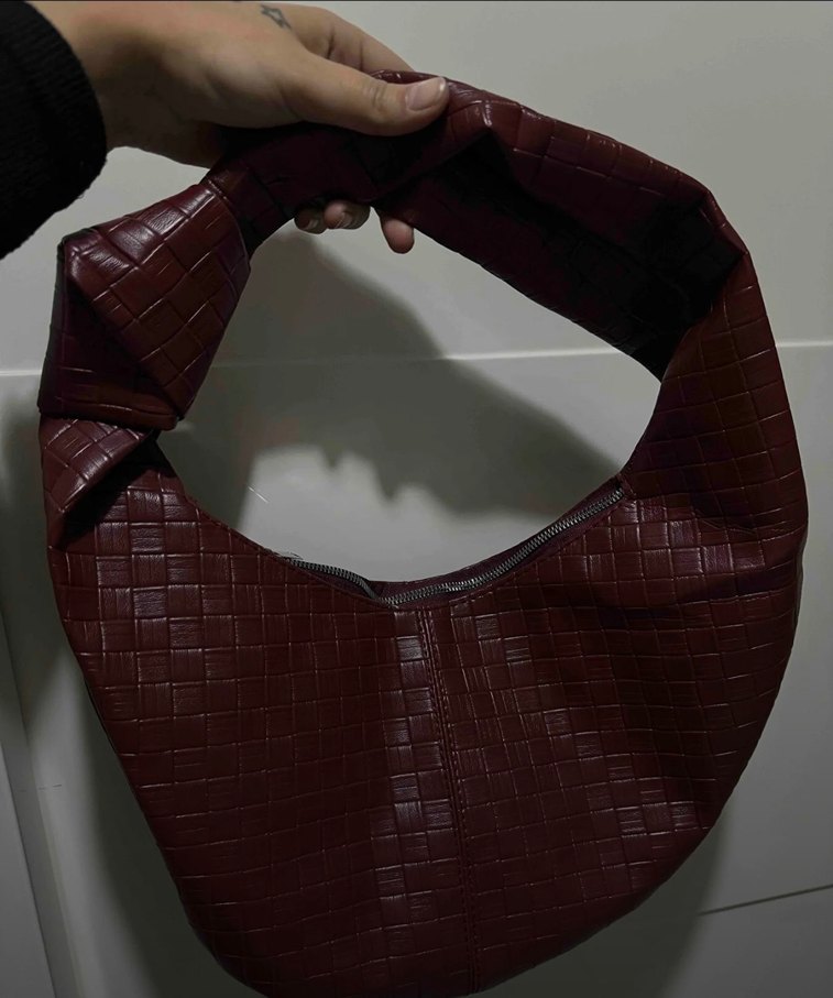 Bordo Deri Kadın Çanta - Kemerli, Yılan Desenli - Görsel 2