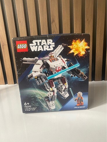 Lego Star Wars 75390 Luke Skywalkwer
