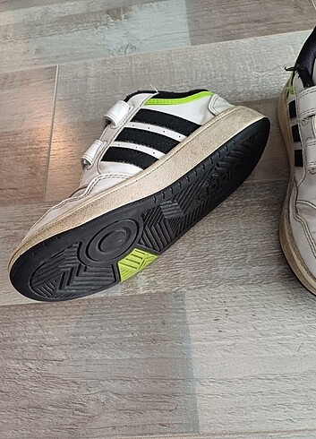 33 Beden Adidas spor ayakkabı