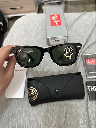 RayBan Wayfarer Güneş Gözlüğü