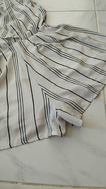 Şort tulum sayılı kullanıldı temizdir - Görsel 4