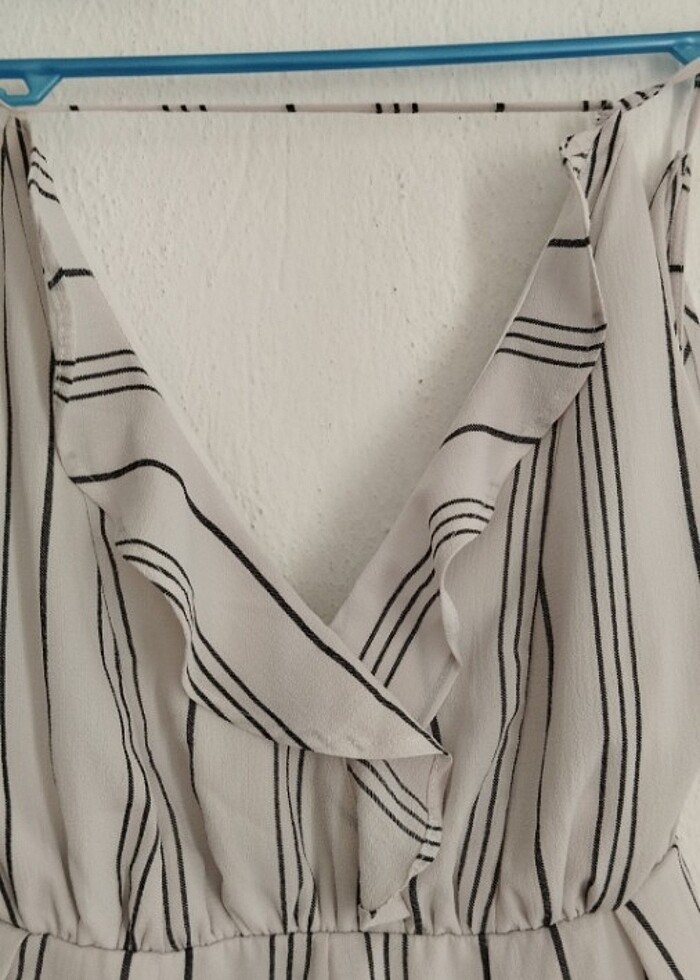 Şort tulum sayılı kullanıldı temizdir - Görsel 2