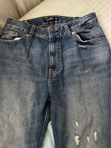 Pull&Bear yırtıklı Jean