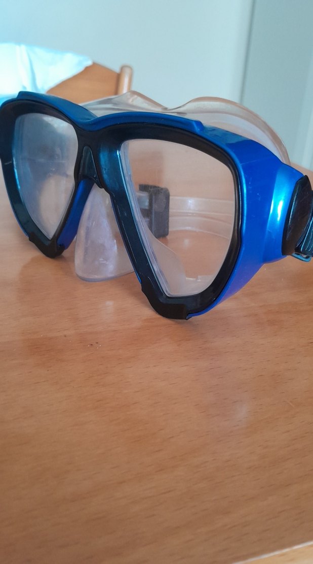 Şeffaf Mavi Yüzme Gözlüğü - Görsel 4