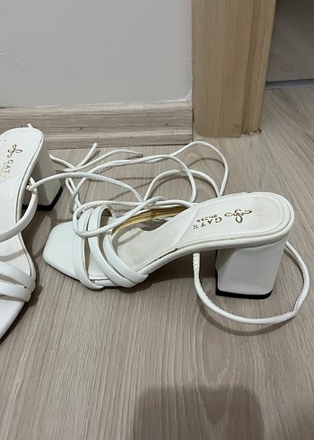 37 Beden beyaz Renk Beyaz Topuklu Sandalet