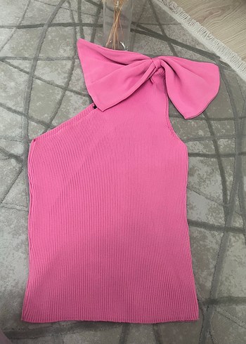 Pembe Fiyonk Detaylı Straplez bluz - Görsel 2