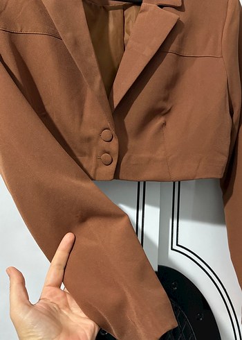 m Beden Düğmeli Kısa Kahverengi Kadın Blazer