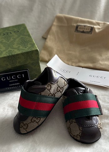 Gucci Erkek Bebek Kahverengi Yılan Desenli İlk Adım Ayakkabısı