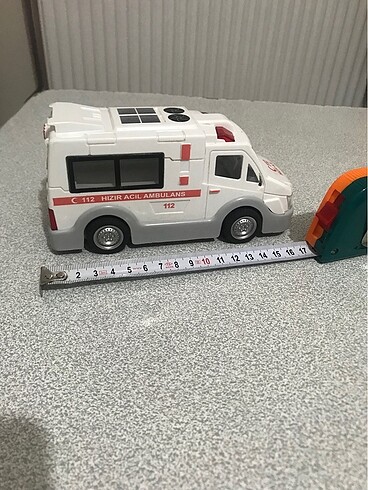 oyuncak ambulans