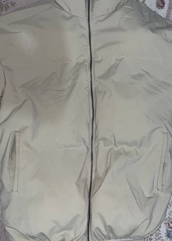 Krem rengi mont iyi durumda - Görsel 2