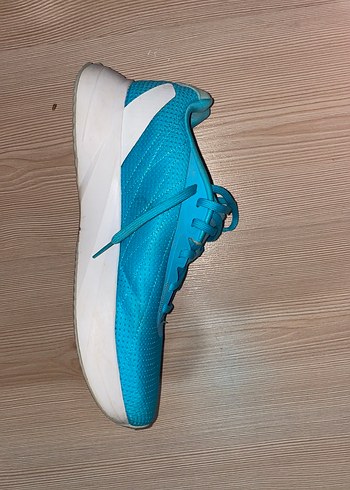 Adıdas spor ayakkabısı - Görsel 2