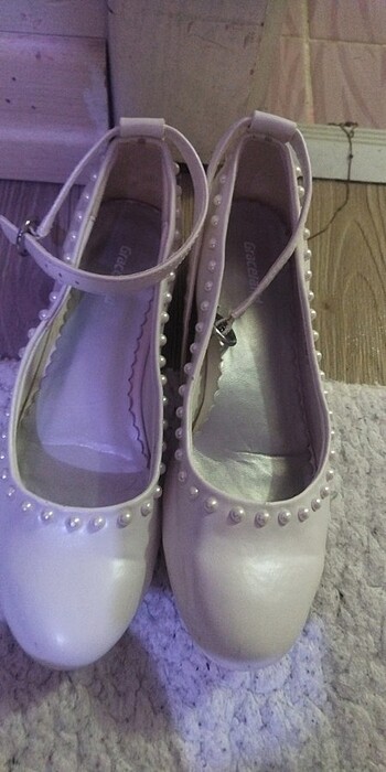34 Beden beyaz Renk Kız ayakkabı