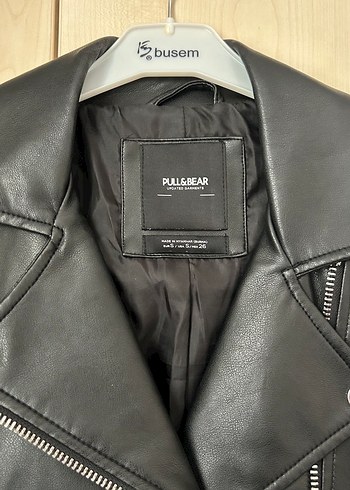 s Beden Pull&Bear Kemerli Siyah Kısa Biker Deri Ceket