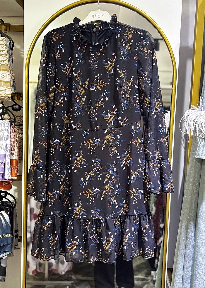 Çiçekli elbise - Görsel 3