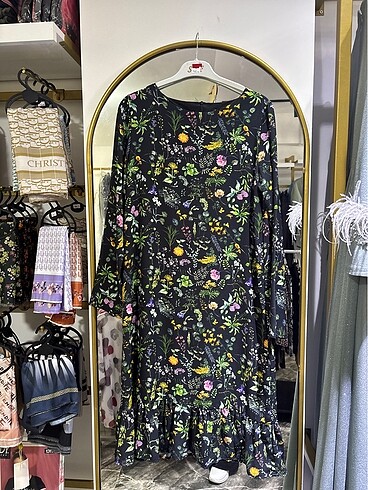 Elbise çiçekli - Görsel 2