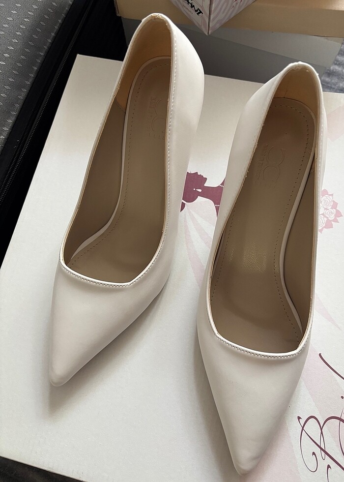 Beyaz atleti - Görsel 3