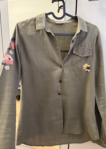 Nakışlı Kız Çocuk Gömlek - Görsel 2