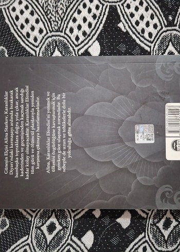 Leigh Bardugo - Karanlığın ve Fırtınanın Kralı - Görsel 2