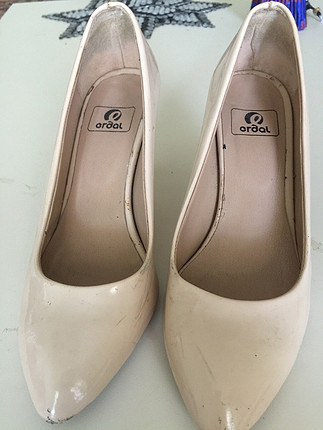 39 Beden Krem stiletto