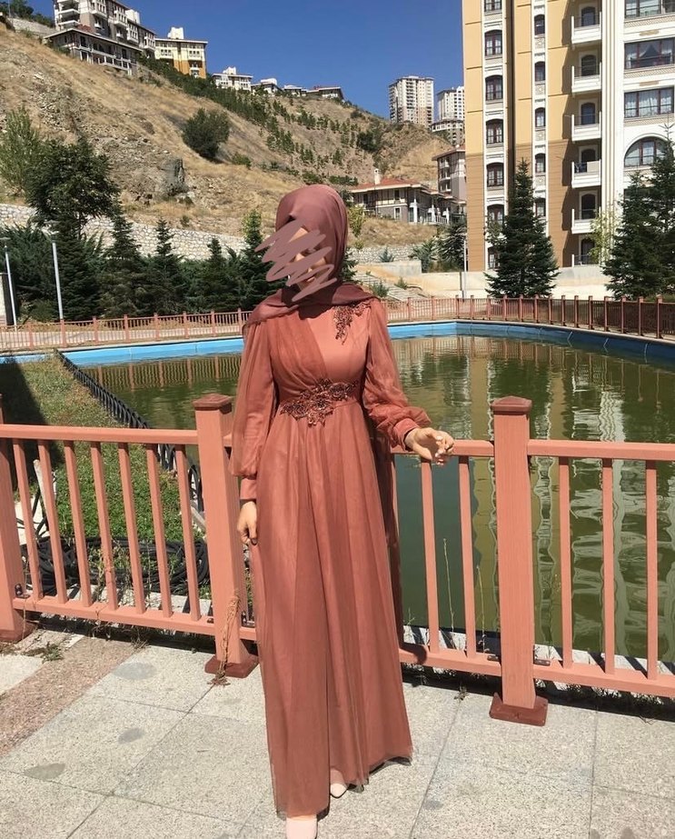 Tesettür Elbise ve Janjan Şal - Görsel 2