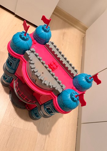 Buzlar Ülkesi Şato - Görsel 7