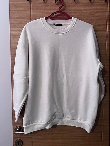 Beyaz sweat