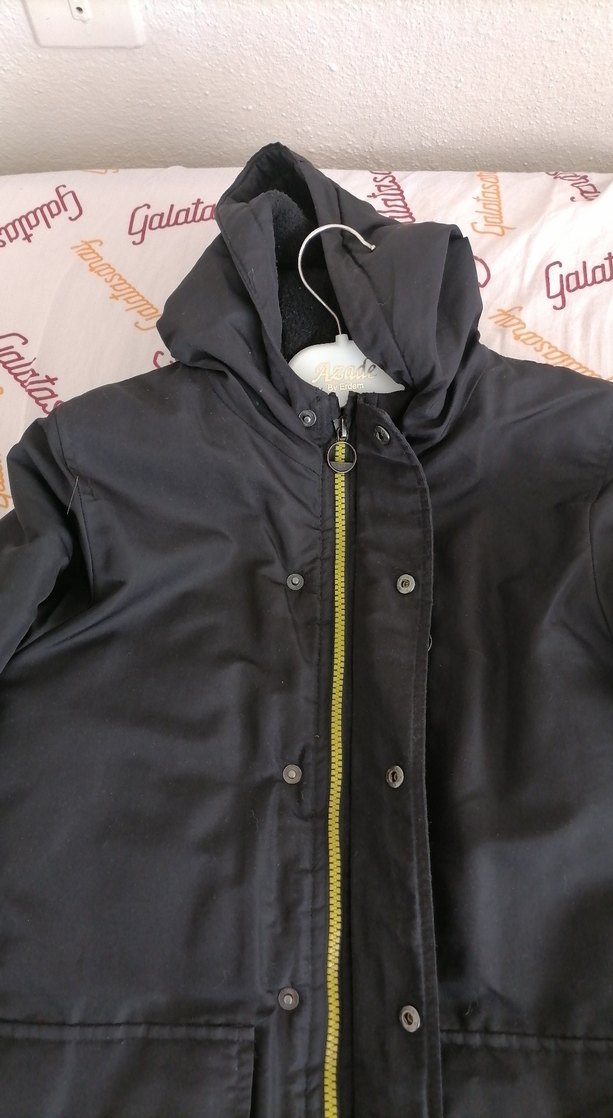 Siyah Erkek Çocuk Düğmeli Kaban - Görsel 2