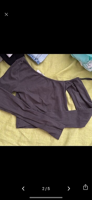 Stradivarius Stradivarius tek omuz bluz