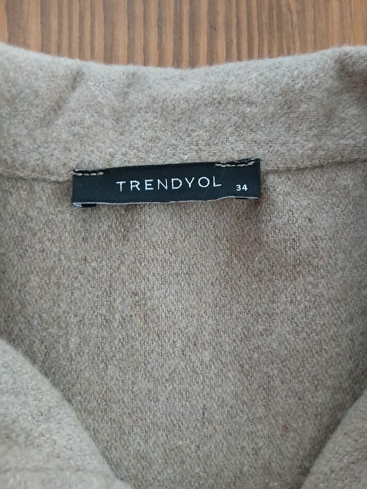 Bej Düğmeli Kadın Midi Ceket - Görsel 3